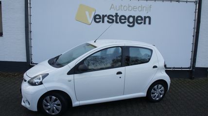 Toyota Aygo - 7-TDB-49 - Polisa Lease