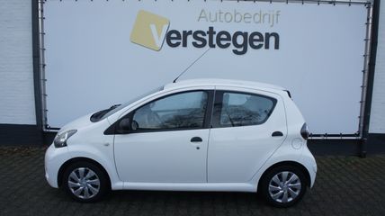 Voertuigafbeelding 2