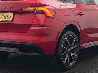 Voertuigafbeelding 8