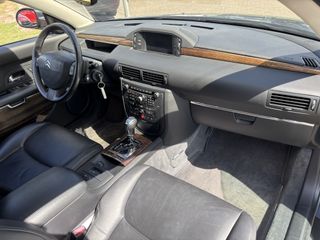 Voertuigafbeelding 11