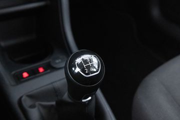 Voertuigafbeelding 12