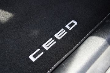 Voertuigafbeelding 9