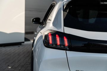 Voertuigafbeelding 13