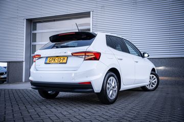 Voertuigafbeelding 13