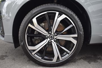 Voertuigafbeelding 8