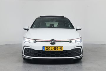 Voertuigafbeelding 2