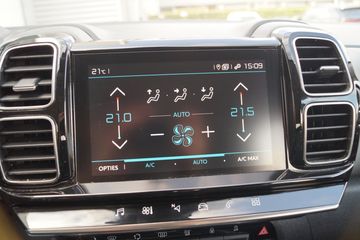 Voertuigafbeelding 13