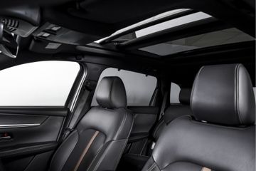 Voertuigafbeelding 6