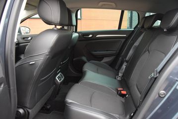 Voertuigafbeelding 8