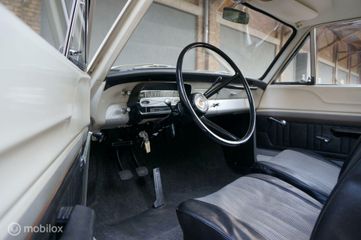 Voertuigafbeelding 7