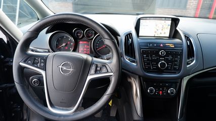 Voertuigafbeelding 12