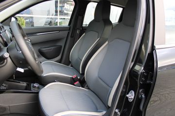 Voertuigafbeelding 8