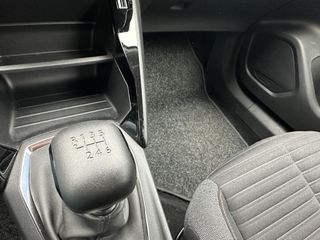 Voertuigafbeelding 6