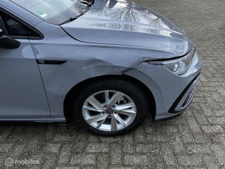 Voertuigafbeelding 3