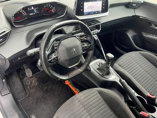 Voertuigafbeelding 9