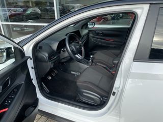 Voertuigafbeelding 8