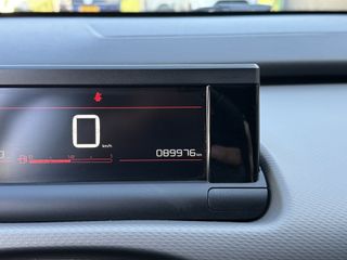 Voertuigafbeelding 12