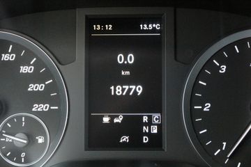 Voertuigafbeelding 6