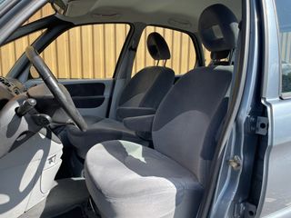 Voertuigafbeelding 8