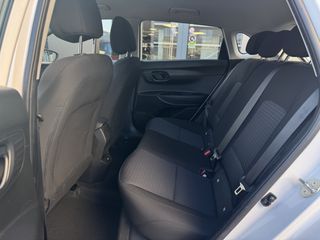 Voertuigafbeelding 9