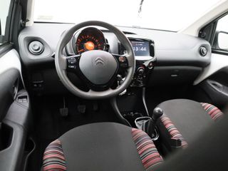 Voertuigafbeelding 6