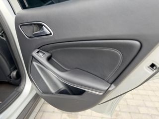 Voertuigafbeelding 48