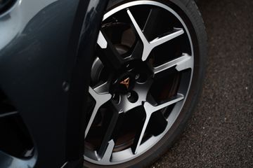 Voertuigafbeelding 4