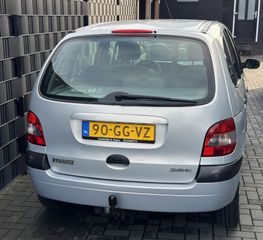 Voertuigafbeelding 3