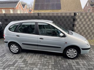 Voertuigafbeelding 4