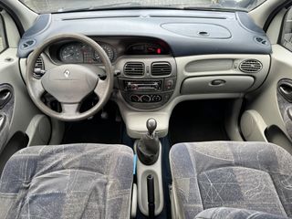 Voertuigafbeelding 8