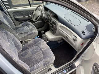 Voertuigafbeelding 9