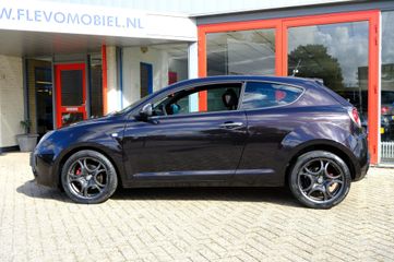 Voertuigafbeelding 24