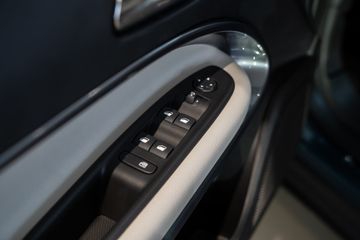 Voertuigafbeelding 16