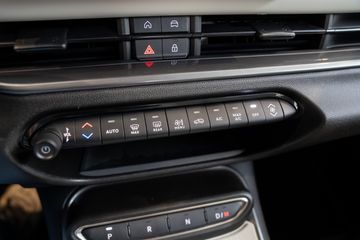 Voertuigafbeelding 28