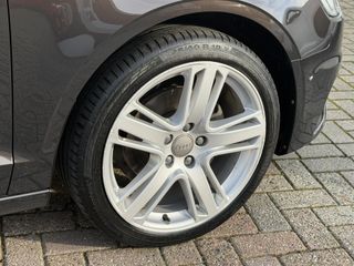 Voertuigafbeelding 16