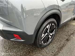 Voertuigafbeelding 17