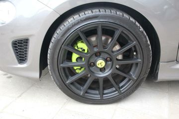 Voertuigafbeelding 31