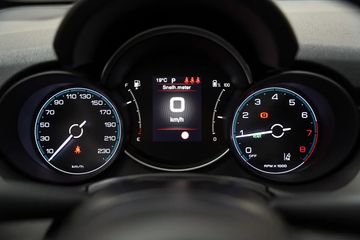 Voertuigafbeelding 16