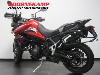 Voertuigafbeelding 4