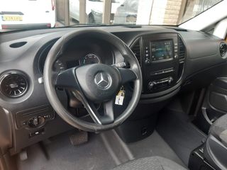 Voertuigafbeelding 17