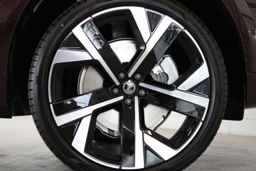 Voertuigafbeelding 6