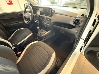 Voertuigafbeelding 6