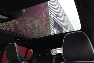 Voertuigafbeelding 18