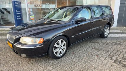 Volvo V70 - 11-PZ-GJ - Polisa Lease