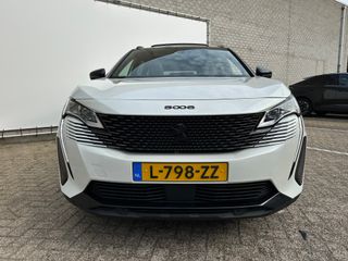 Voertuigafbeelding 3