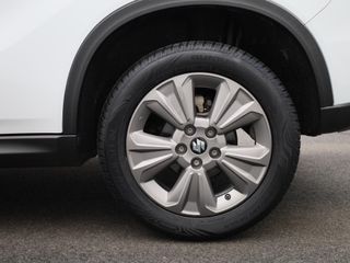 Voertuigafbeelding 12