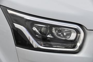 Voertuigafbeelding 24