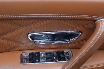 Voertuigafbeelding 31