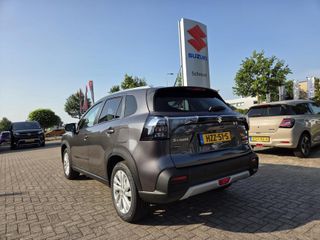 Voertuigafbeelding 8