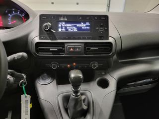 Voertuigafbeelding 9